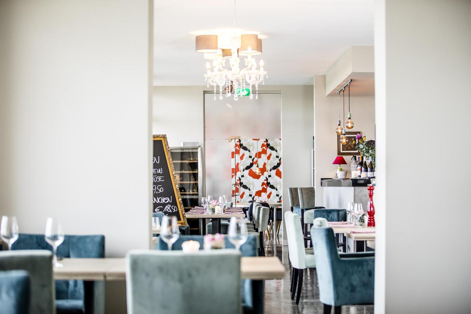 Hotel Faehrhaus Km734 Dusseldorf Ngoại thất bức ảnh