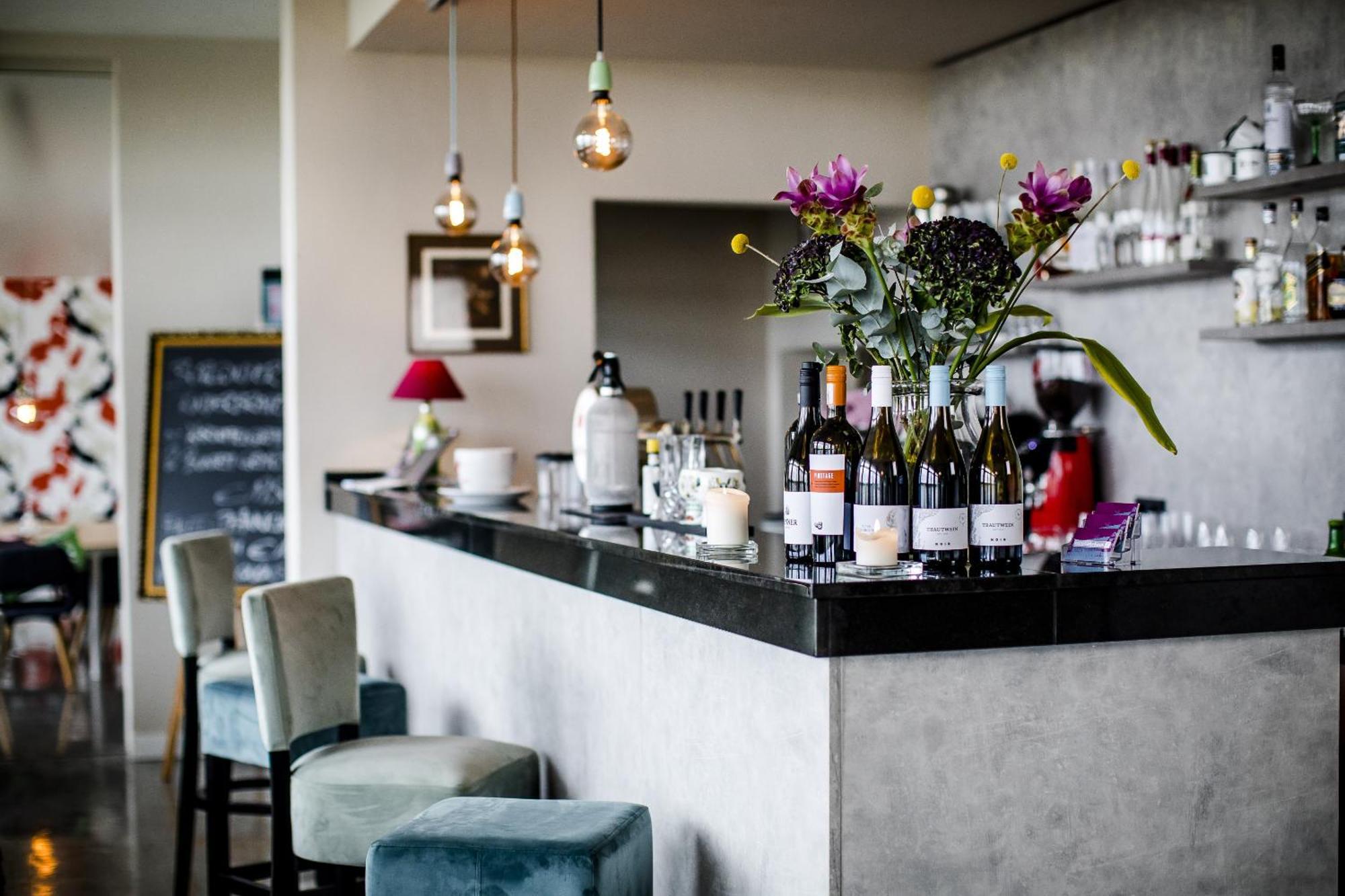 Hotel Faehrhaus Km734 Dusseldorf Ngoại thất bức ảnh