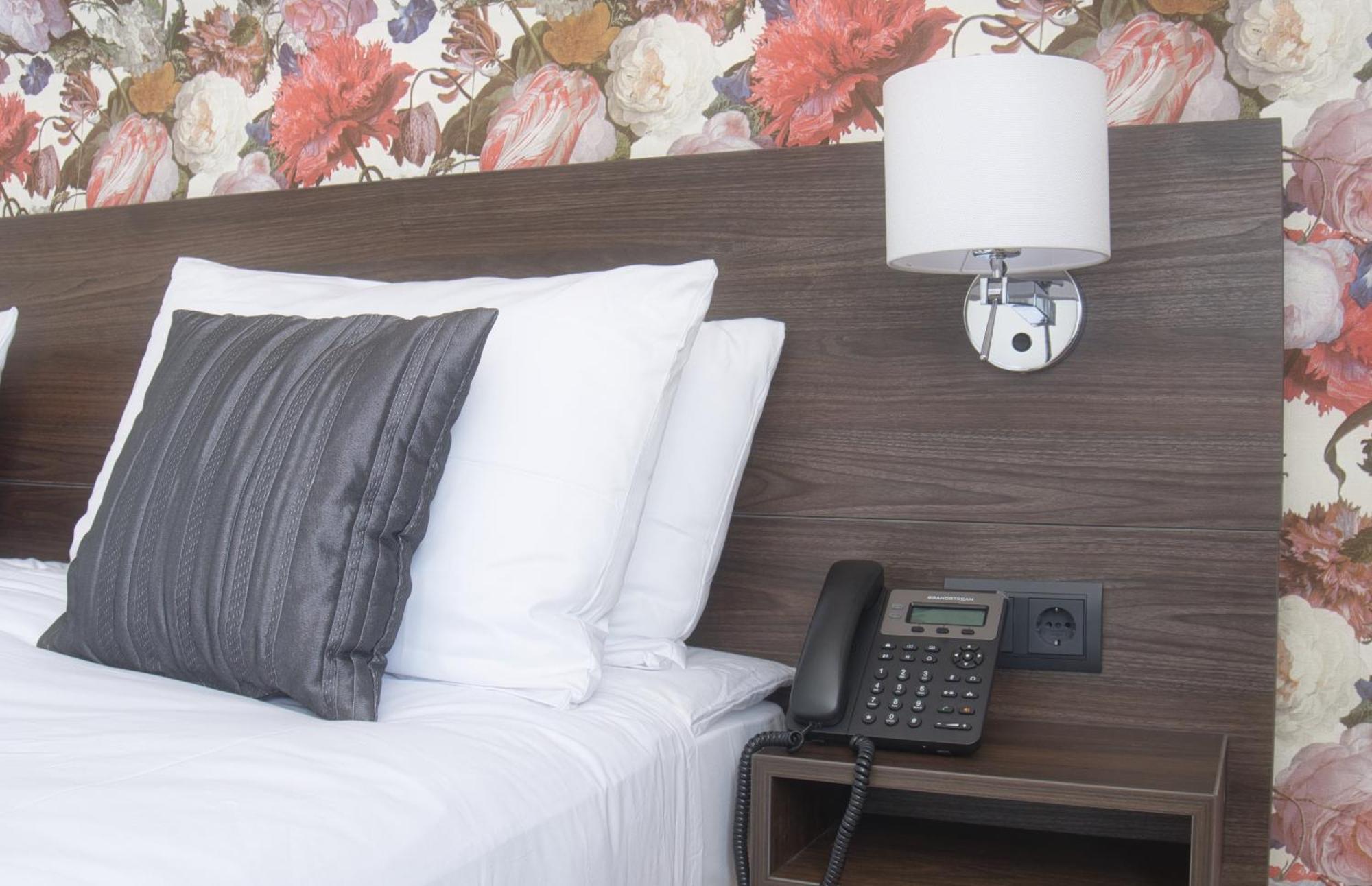 Hotel Faehrhaus Km734 Dusseldorf Phòng bức ảnh